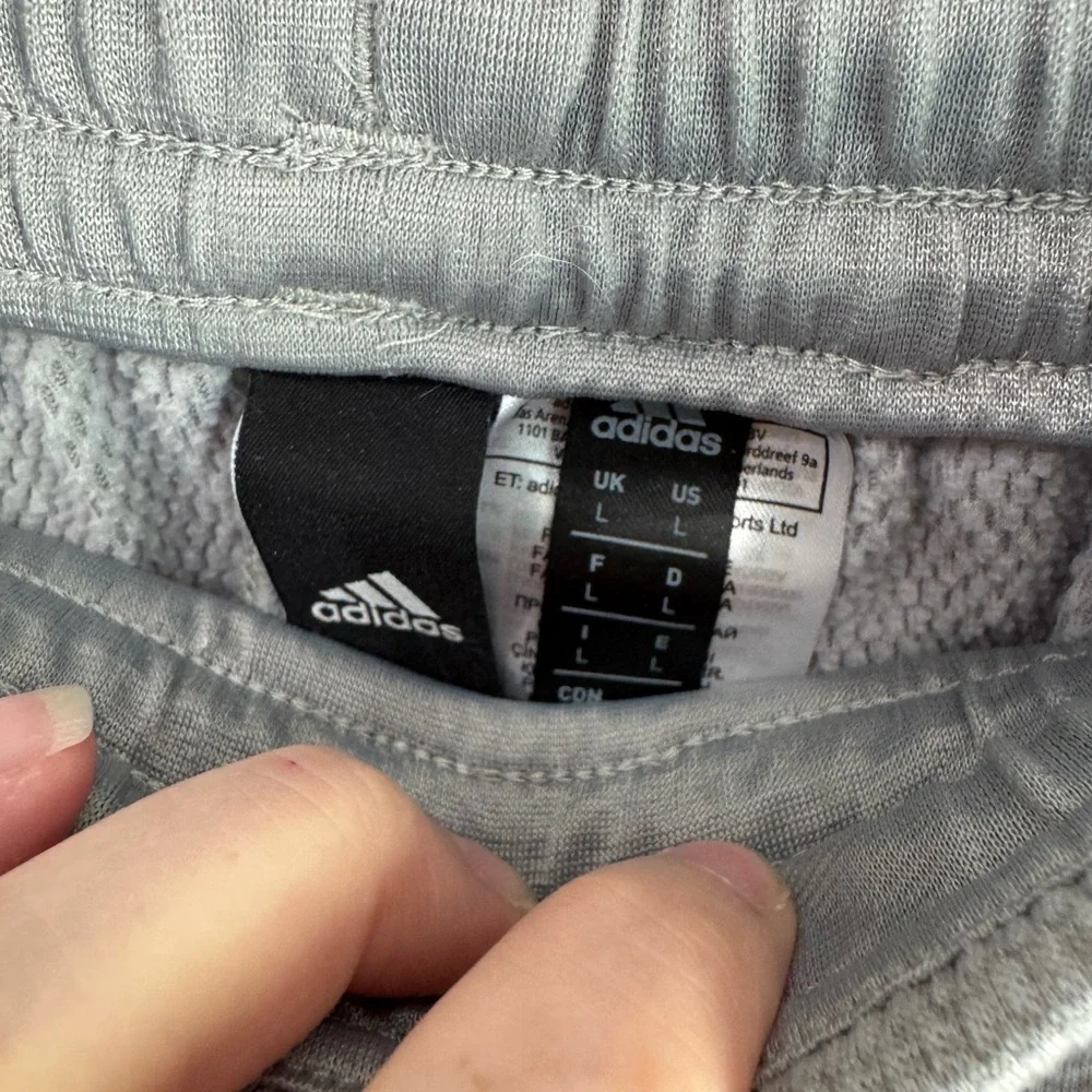 Adidas‎ men’s size large gray sweat pants